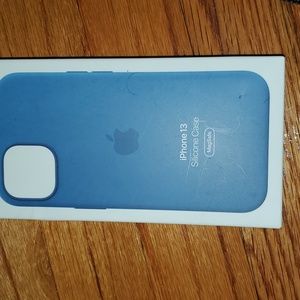 Apple iphone 13 silicone case - magsafe